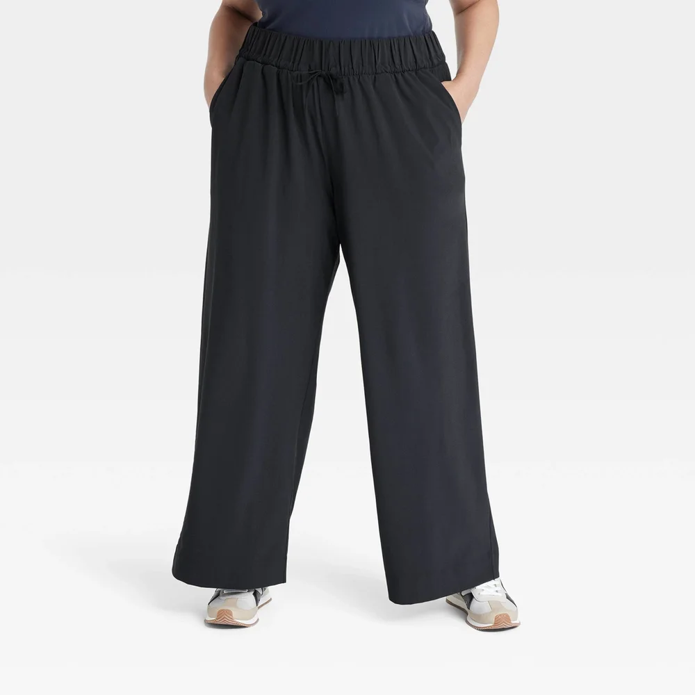 Active Light High-Rise Wide Leg Pants
