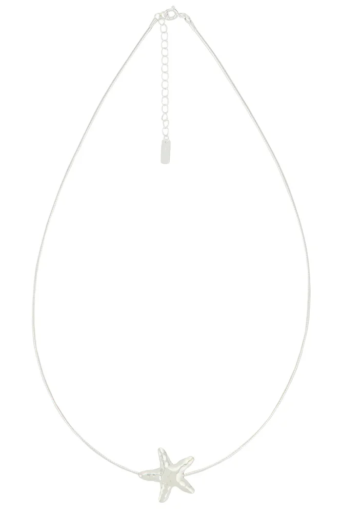 Maris Pendant Necklace