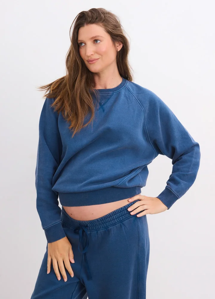 Romy Pullover Classic Sweatshirt
