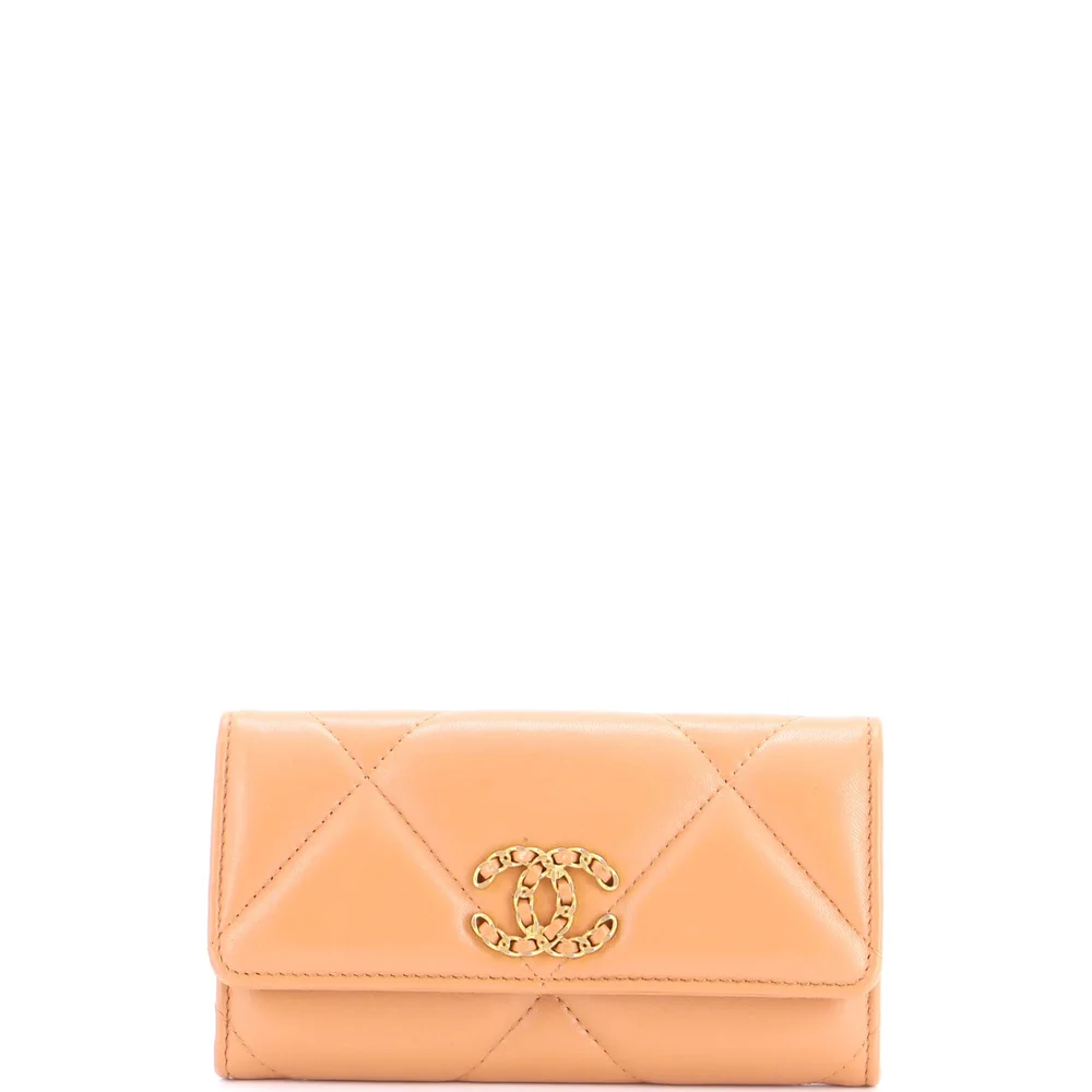 19 Flap Wallet Quilted Lambskin Long