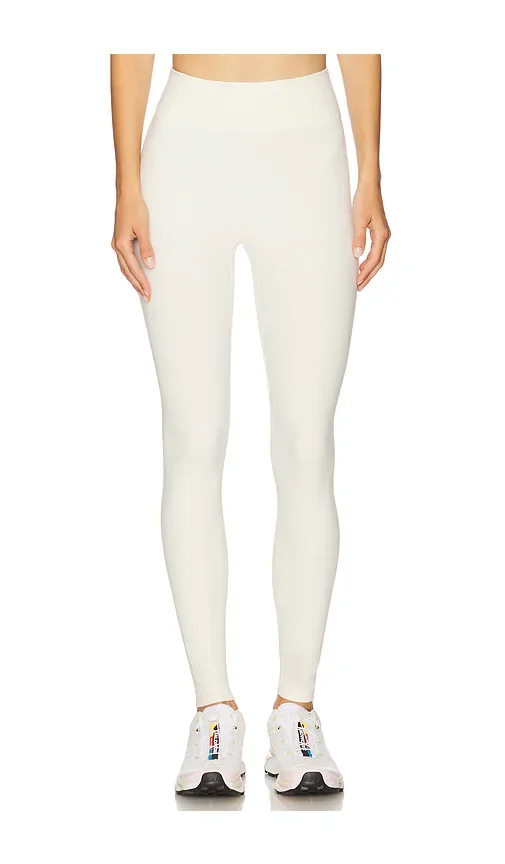 The Essentials Legging 437