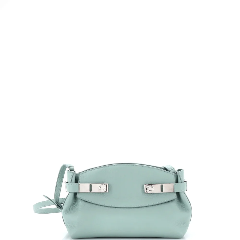 Pre-Owned Hug Soft Crossbody Bag Small Leather