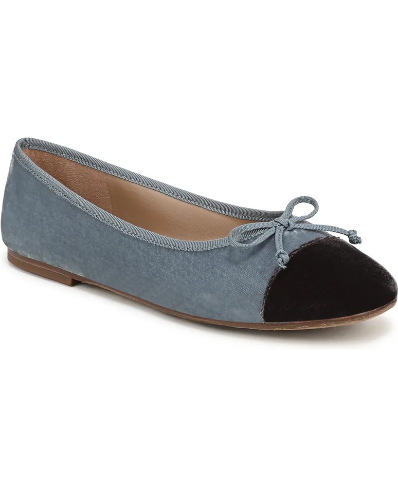 Alie Cap-Toe Ballet Flats