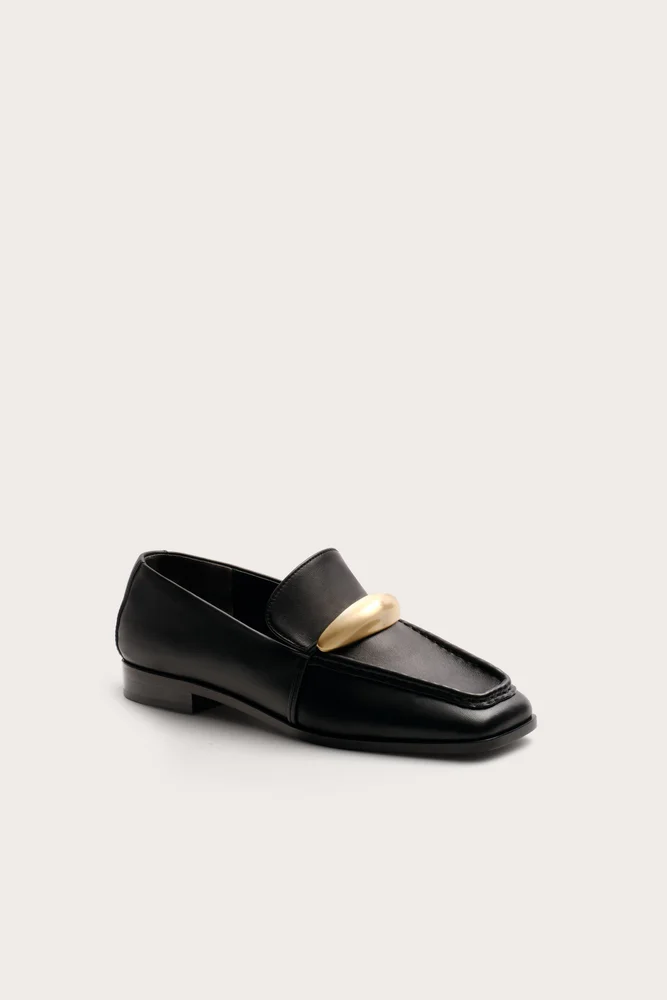 Fiore Loafer in Black