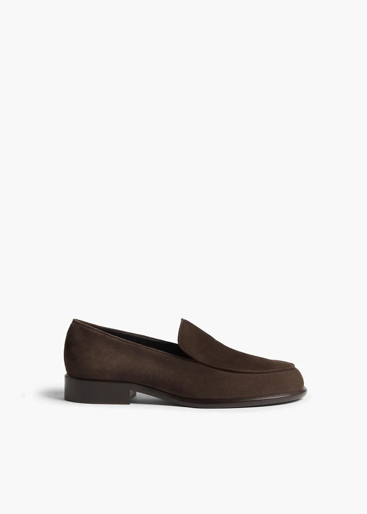 Miles Loafer in Ebano Suede
