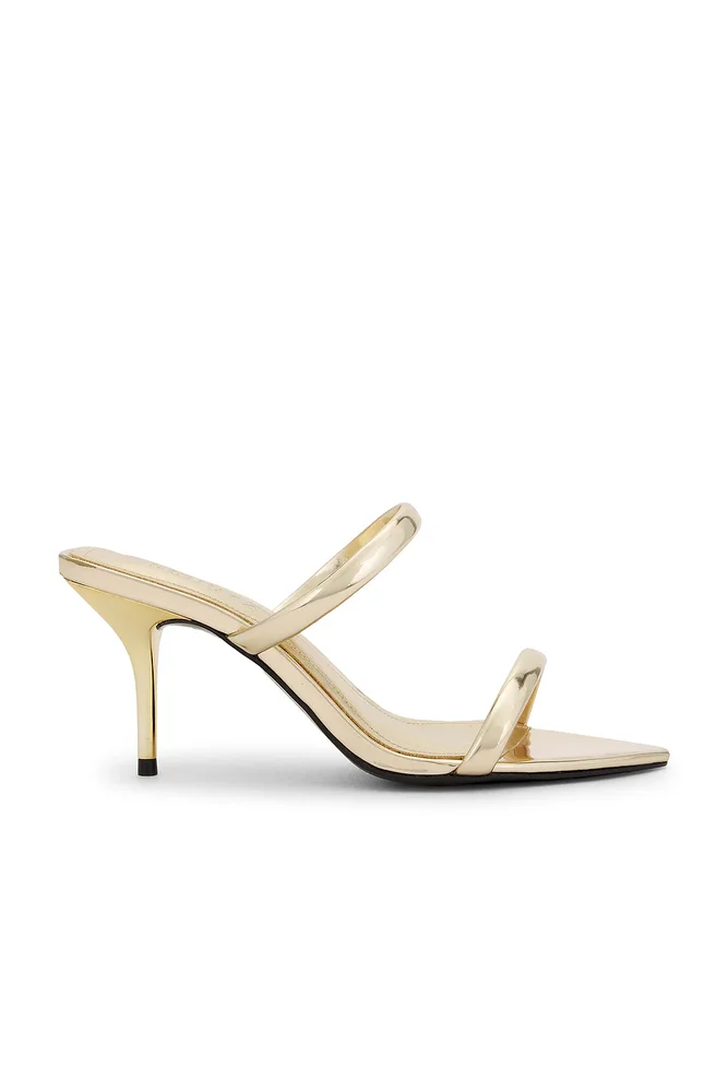 Nylle Mule