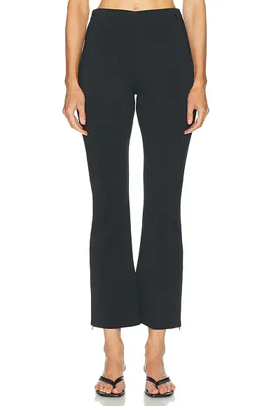 Sarah Pant