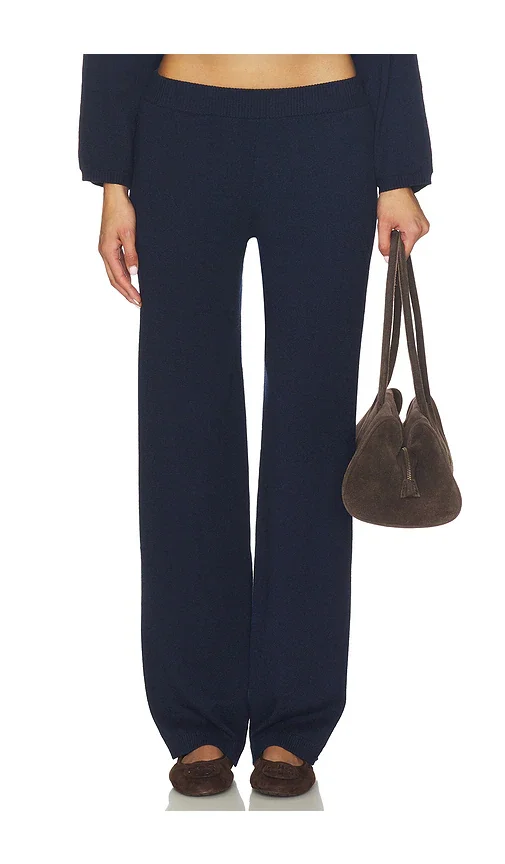 Liza Pant Lovers and Friends