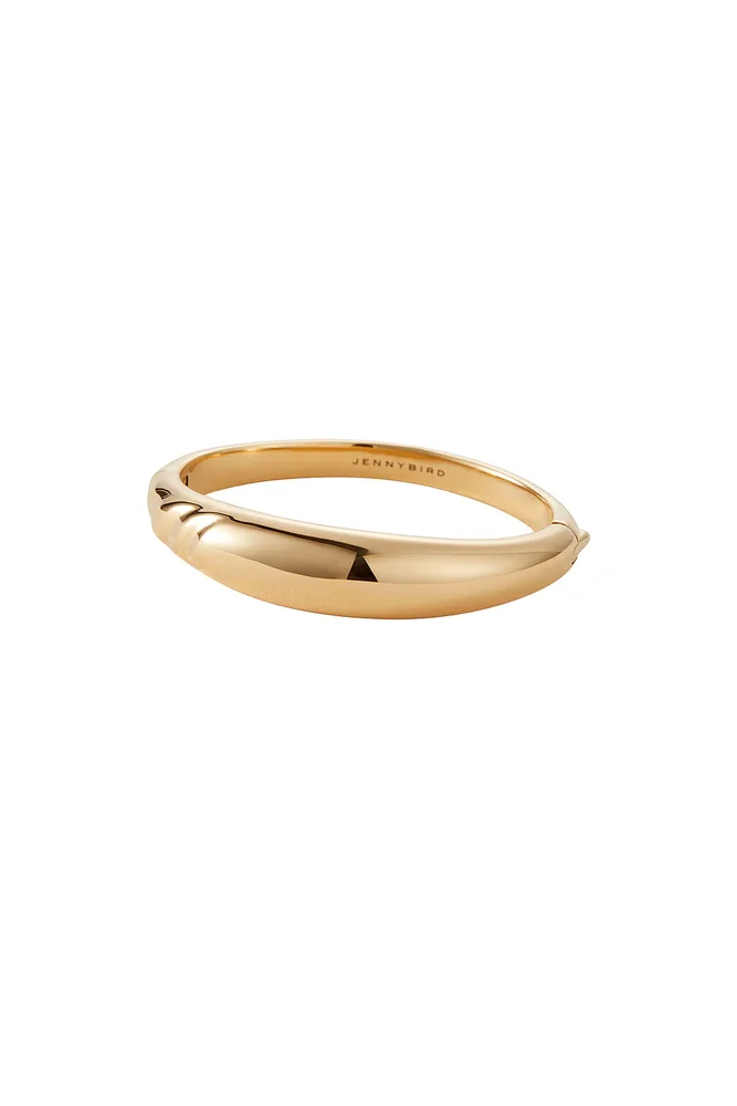 Nelle Bangle