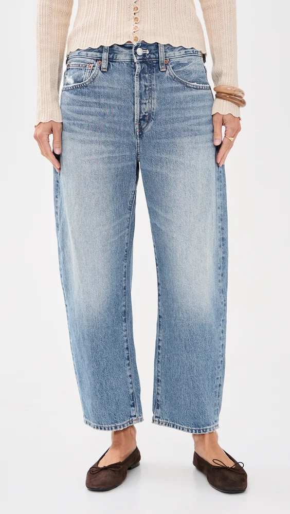 The Short Barrel-Leg Jeans