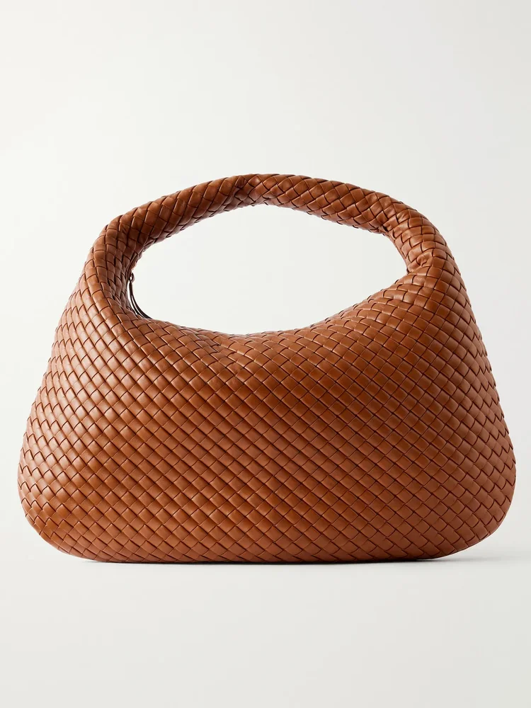 maxi veneta intrecciato leather shoulder bag