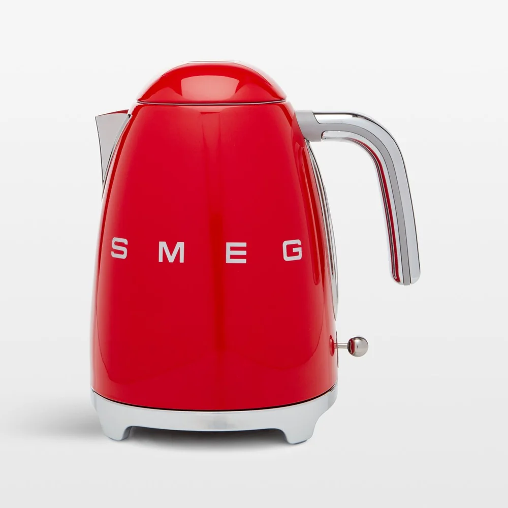 Red Retro Electric Tea Kettle