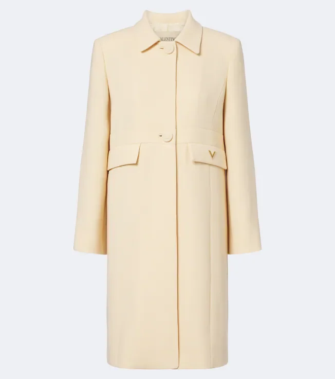VGold virgin wool crêpe coat