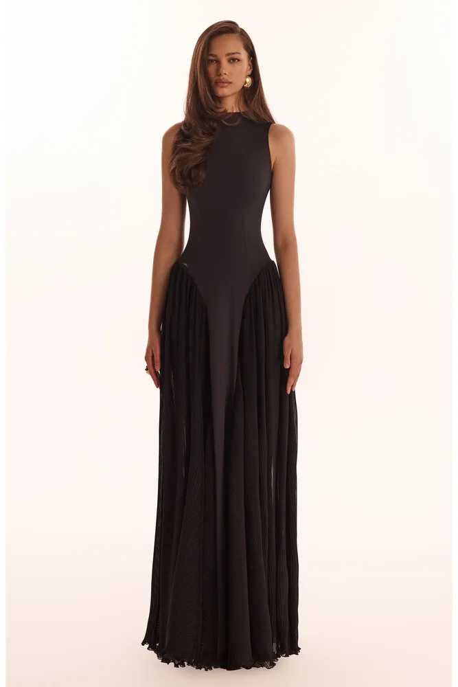 Fitted Mock Neck Formal Maxi Dress in Black