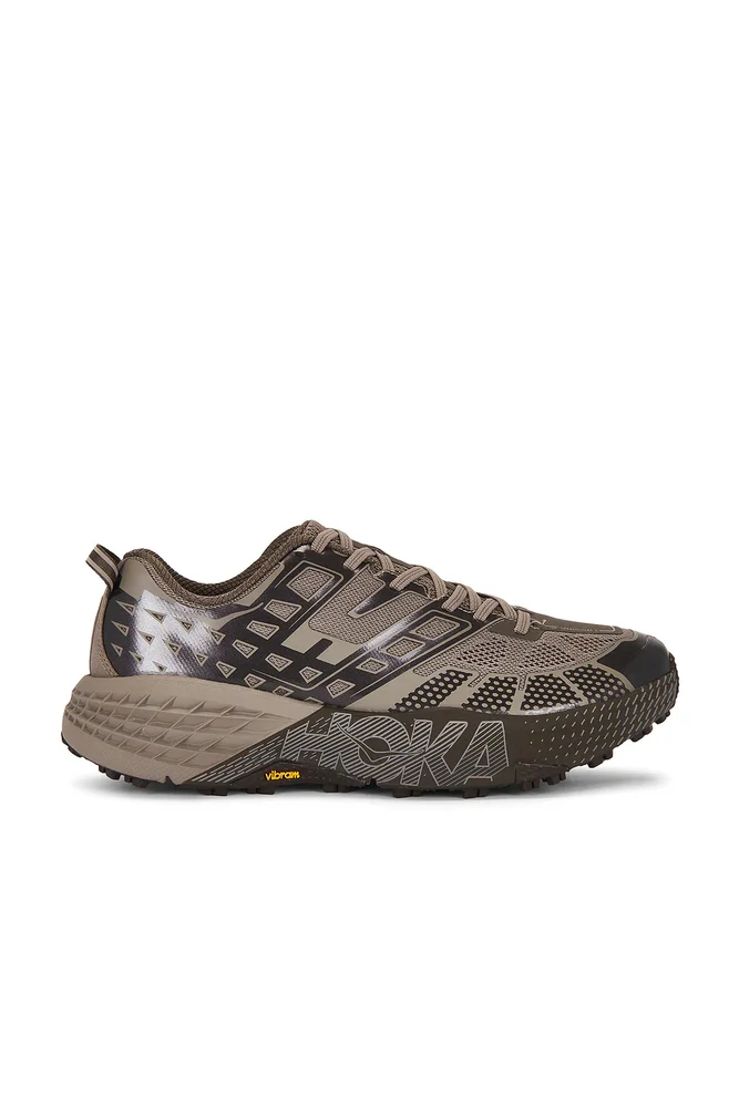 Speedgoat 2 Sneaker in Pebble Grey and Cliff Grey
