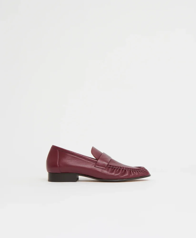 Ruched Loafer in Oxblood