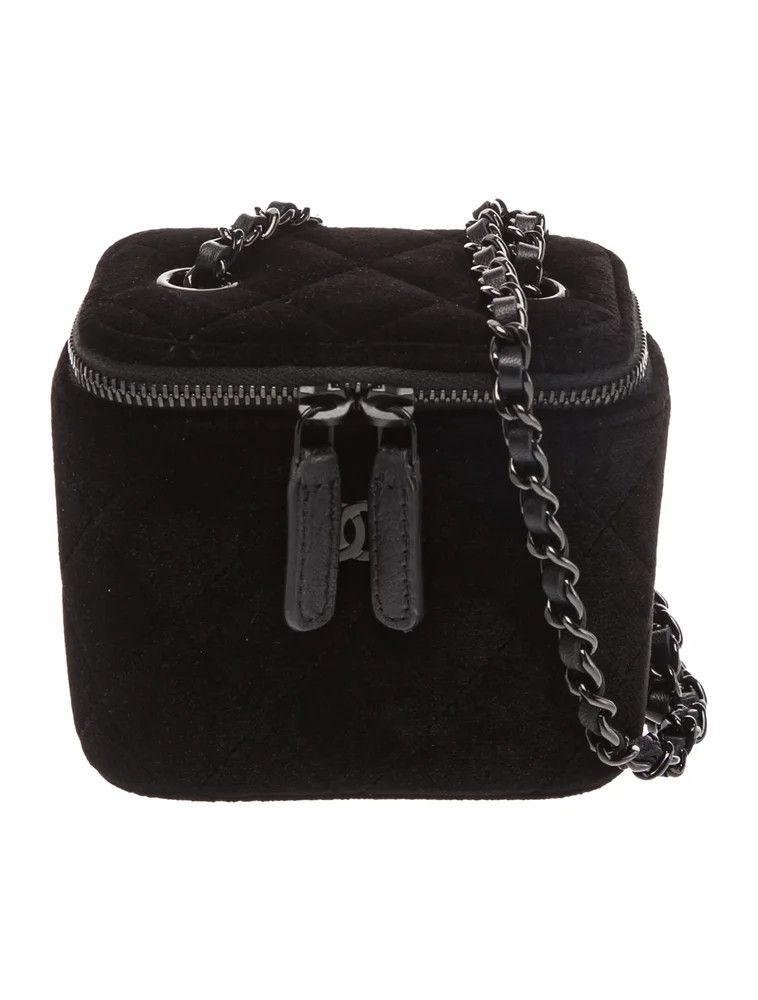 2021 Mini So Black Vanity Case