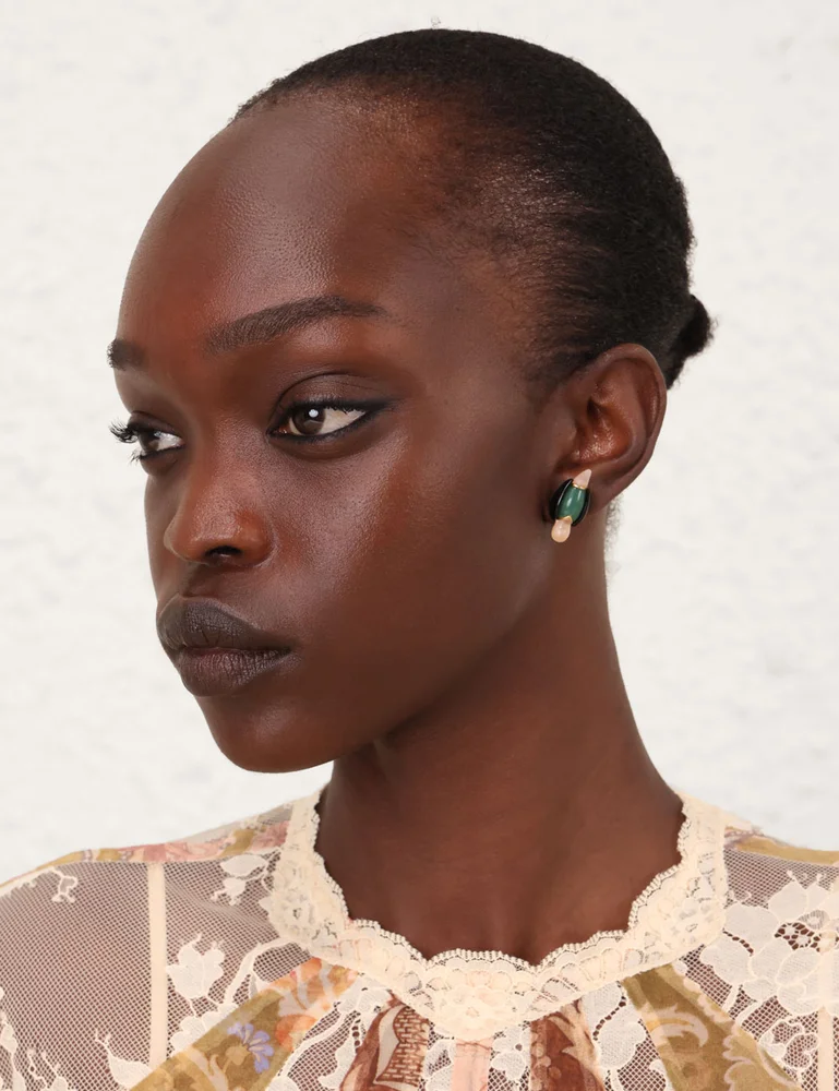 Plume Studs