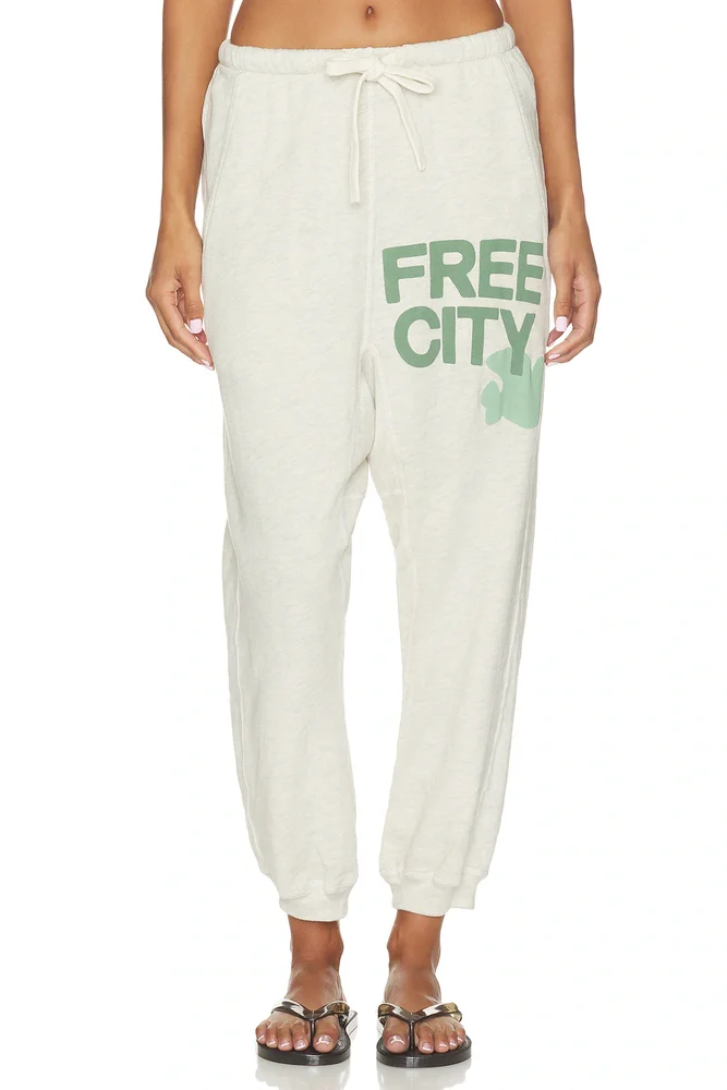 Large Pocket Sweatpant