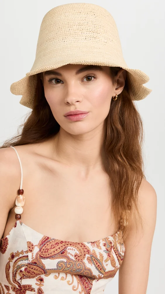 Packable Scallop Straw Bucket Hat