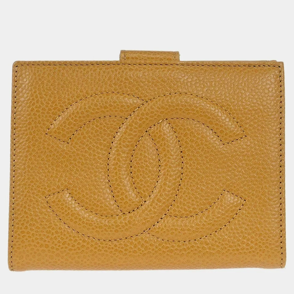 Bi-Fold Beige Grained Calfskin Leather Wallet