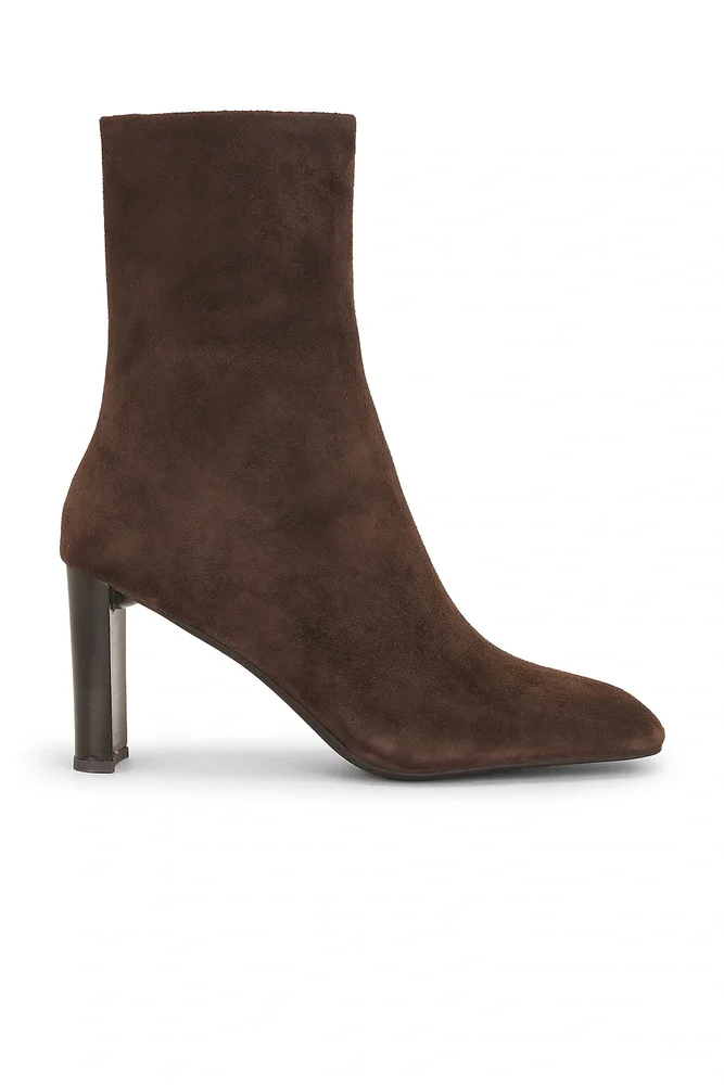 Essential Boot