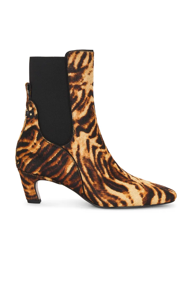 Kiarah Scrunch Faux Suede Booties