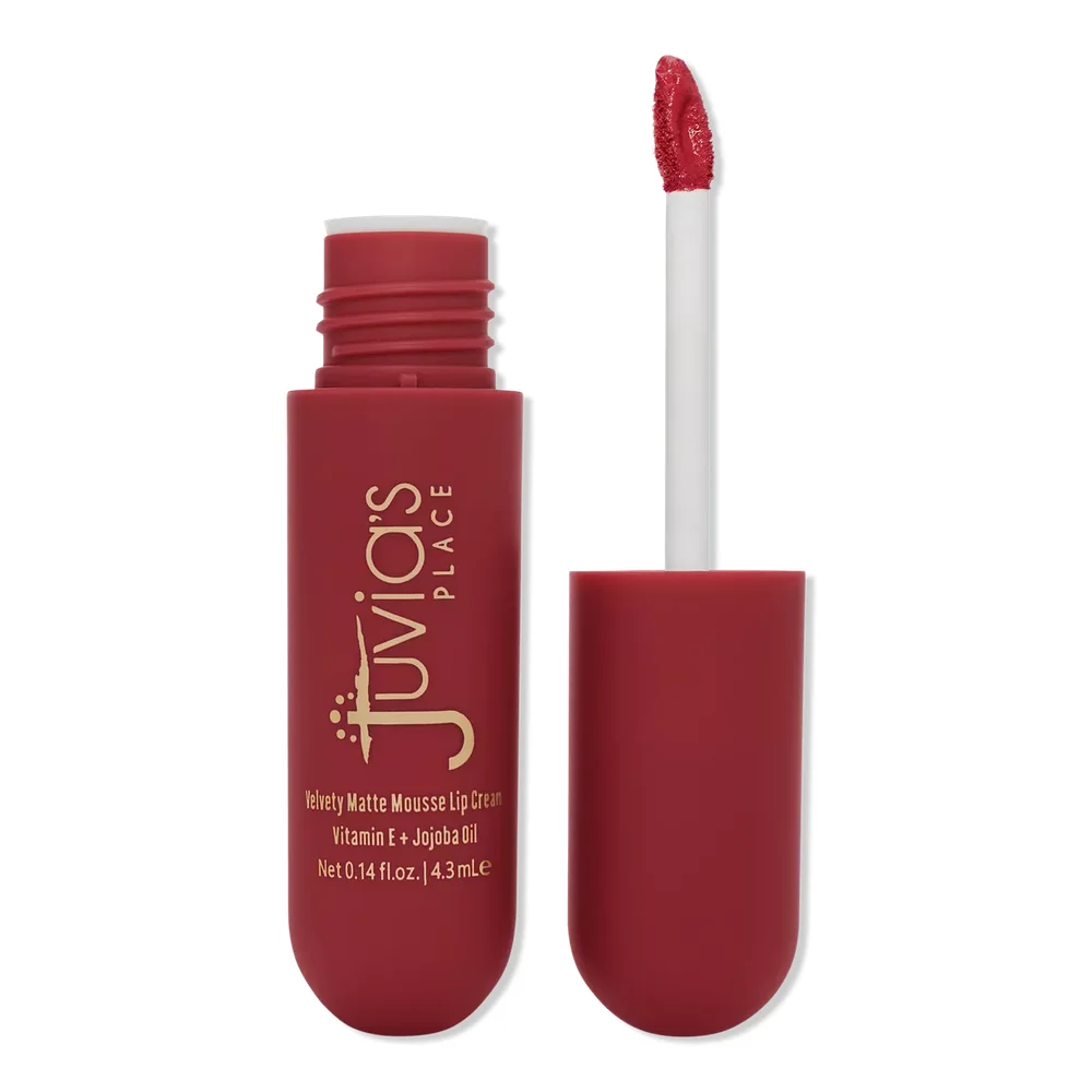 Velvety Matte Mousse Lip Cream