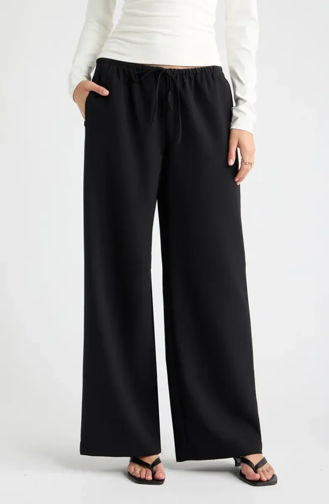 Icon Twill Pull-On Wide Leg Pants