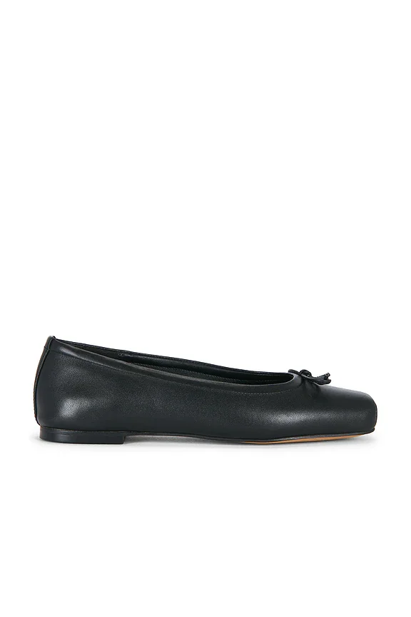 Eleve Flat