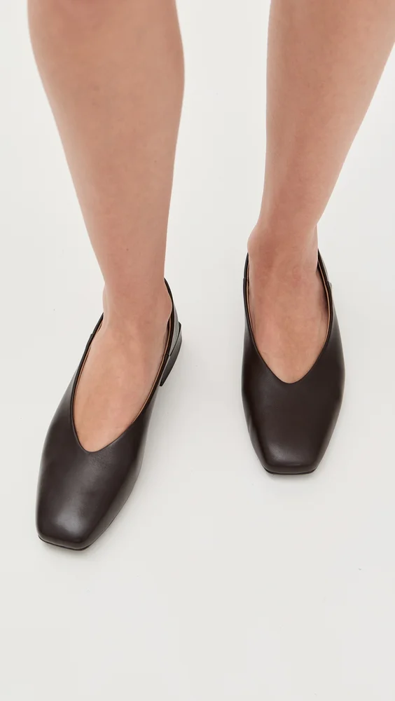 Kasey Flats (Cafe Noir)