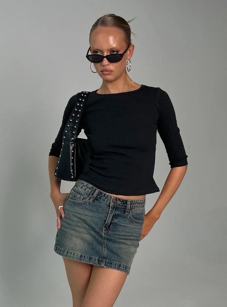 us.princesspolly.com Elaia Sleeve Top Black