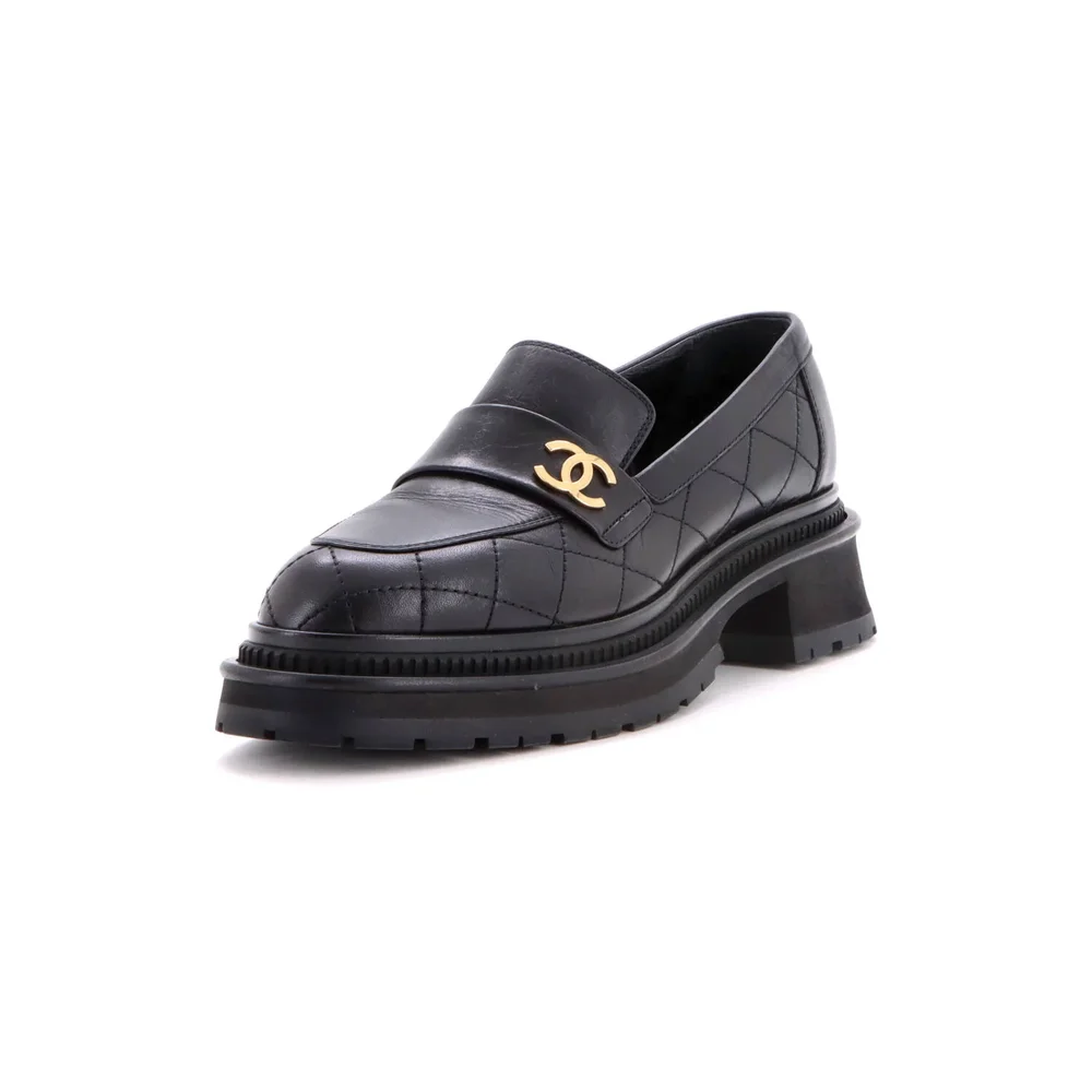 Pre-Owned CC Quilted Leather Lug-Sole Loafers