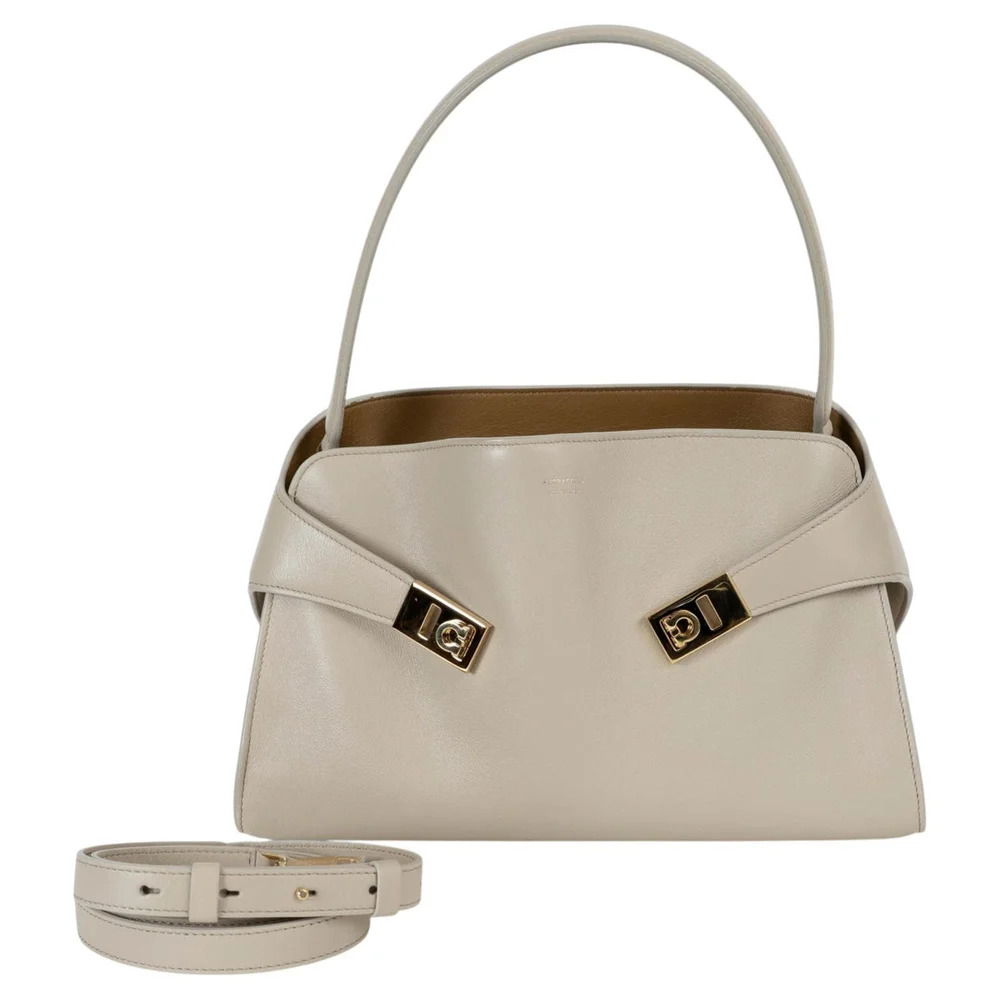 Pre-Owned Hug Soft M Bicolor Shoulder Bag