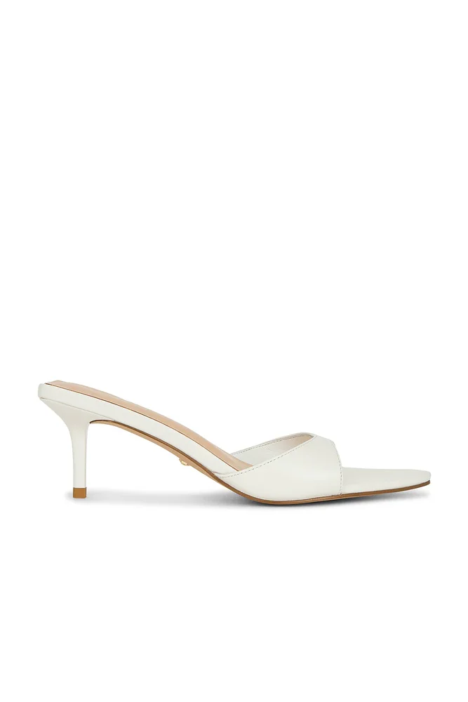 Chad Sandal in White