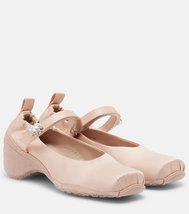 Ballet Runner crystal-embellished satin pumps
