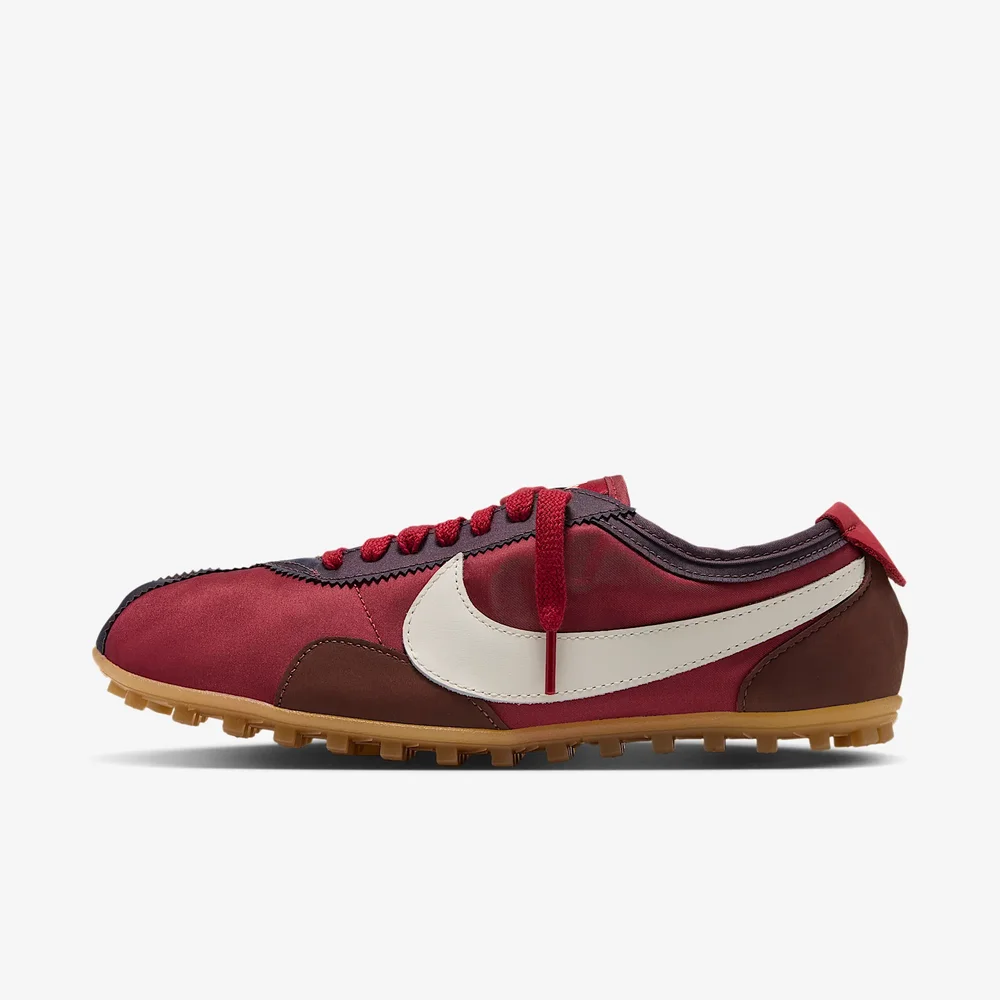 Moon Shoe, Mystic Dates and Tough Red