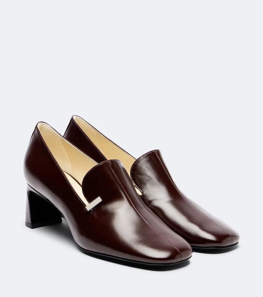 Leather loafer pumps